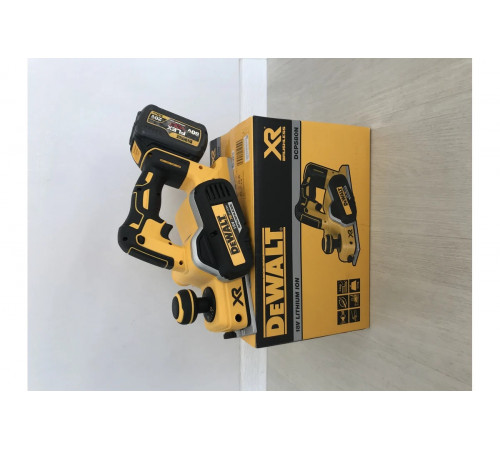 Бесщеточный рубанок DEWALT DCP580N