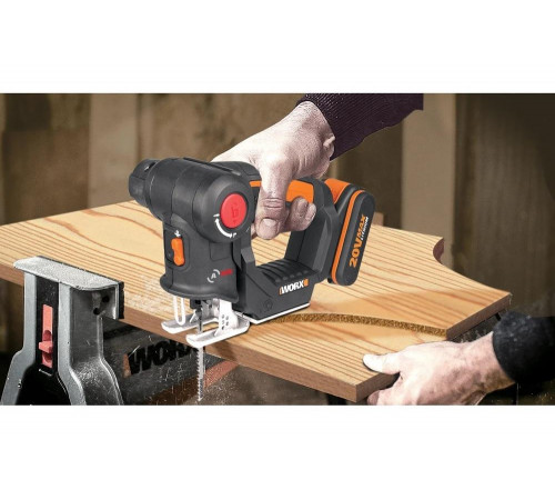 Аккумуляторный лобзик/сабельная пила WORX Axis WX550.9