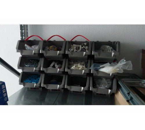Комплект лотков Keter CLICK BIN MEDIUM SET 4 PCS. 1.3 L17193661 Комплект лотков Keter CLICK BIN MEDIUM SET 4 PCS. 1.3 L17193661