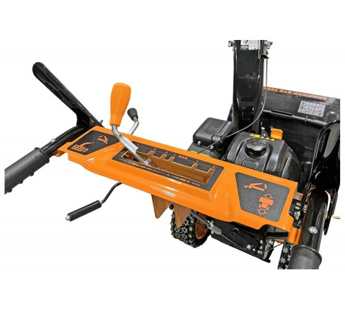 Бензиновый снегоуборщик CARVER STG 7056W 01.017.00016 Бензиновый снегоуборщик CARVER STG 7056W 01.017.00016
