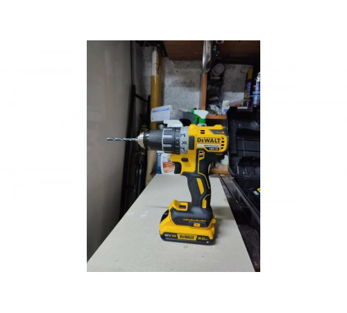 Аккумулятор (18 В; 2.0 А*ч; Li-Ion) DEWALT DCB 183