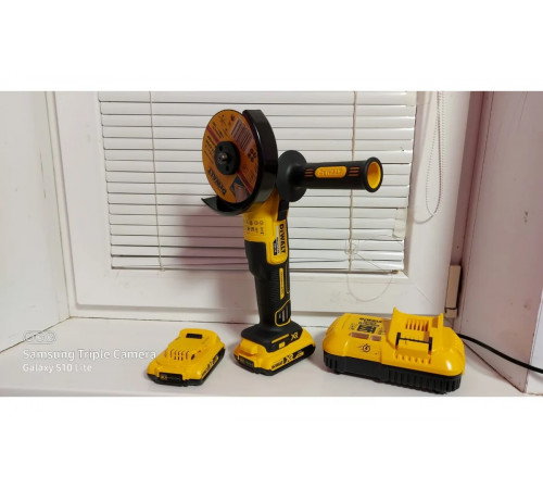 Аккумулятор (18 В; 2.0 А*ч; Li-Ion) DEWALT DCB 183