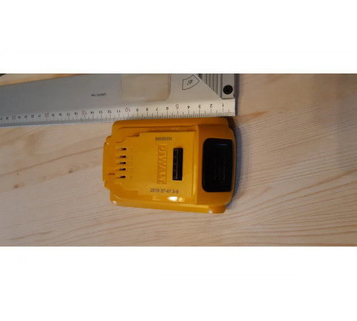 Аккумулятор (18 В; 2.0 А*ч; Li-Ion) DEWALT DCB 183