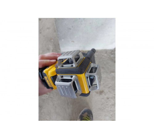 Лазерный уровень DEWALT DCE089D1G