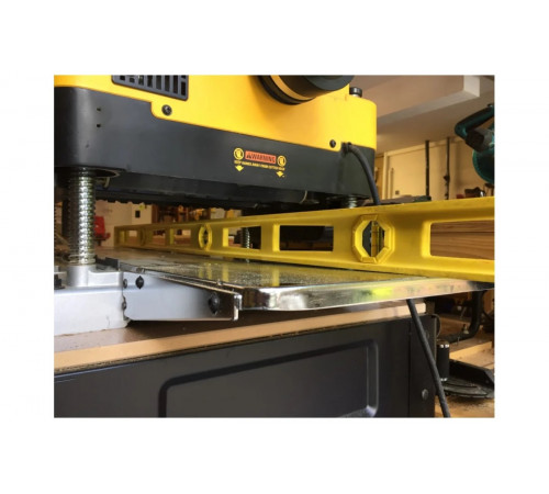 Навесной столик DEWALT для рейсмусового станка DW735, 2 шт, DW7351 DW7351-A9