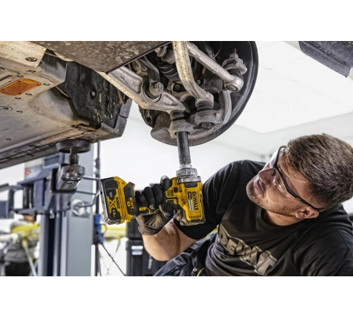 Импульсный гайковерт DEWALT 18.0 В XR DCF894P2-QW