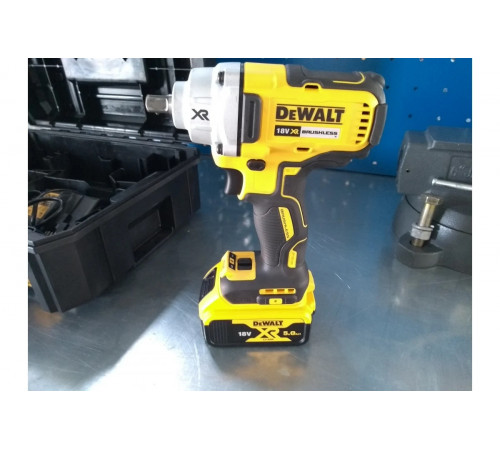 Импульсный гайковерт DEWALT 18.0 В XR DCF894P2-QW