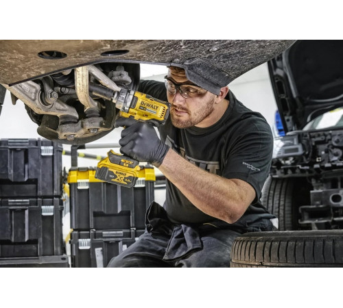 Импульсный гайковерт DEWALT 18.0 В XR DCF894P2-QW