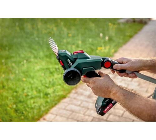 Аккумуляторные ножницы-кусторез Metabo SGS 18 LTX Q 601609850 Аккумуляторные ножницы-кусторез Metabo SGS 18 LTX Q 601609850