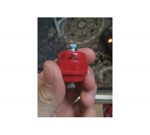 IEK SM25: силовой изолятор для электроустановок