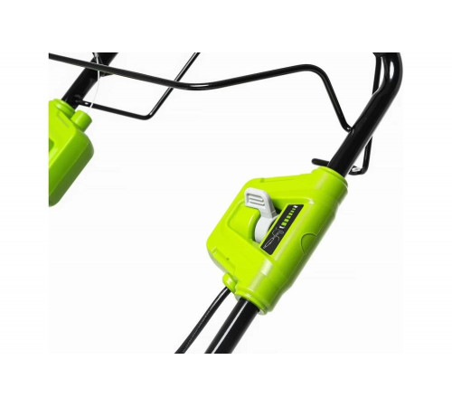 Газонокосилка аккумуляторная GreenWorks 40V, 46см, самоходная, бесщеточная, c 1хАКБ 4 Ач c USB и ЗУ 2506807USB4 Газонокосилка аккумуляторная GreenWorks 40V, 46см, самоходная, бесщеточная, c 1хАКБ 4 Ач c USB и ЗУ 2506807USB4