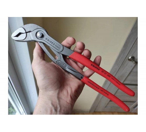 Универсальные переставные клещи KNIPEX КОБРА KN-8701300 Универсальные переставные клещи KNIPEX КОБРА KN-8701300