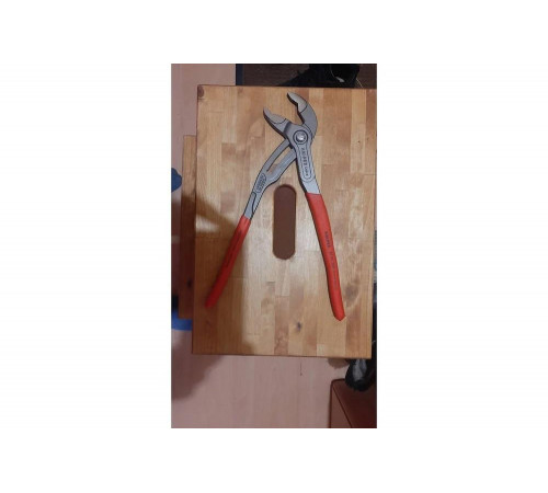 Универсальные переставные клещи KNIPEX КОБРА KN-8701300 Универсальные переставные клещи KNIPEX КОБРА KN-8701300