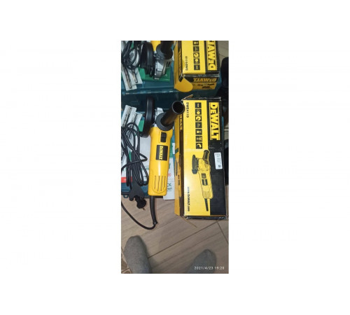 Угловая шлифмашина DEWALT DWE4119