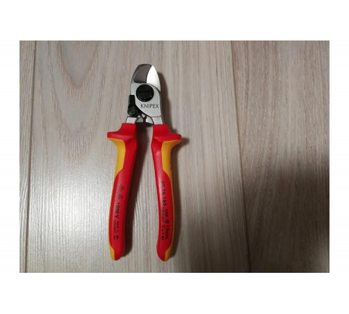 Кабелерез Knipex VDE 165 мм KN-9526165 Кабелерез Knipex VDE 165 мм KN-9526165