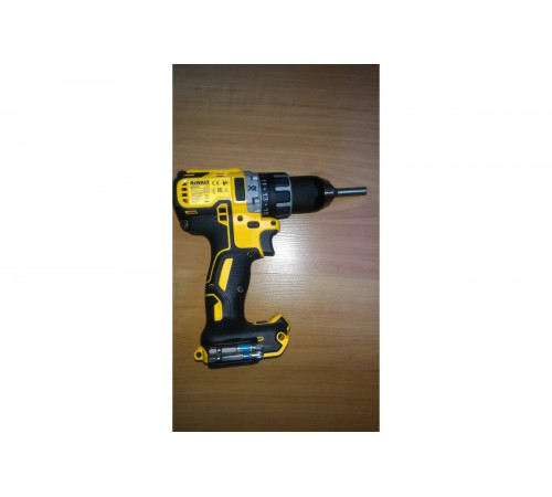 Бесщеточная дрель-шуруповерт DEWALT 18.0 В XR DCD777S2T