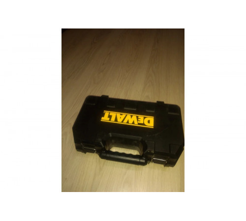 Бесщеточная дрель-шуруповерт DEWALT 18.0 В XR DCD777S2T