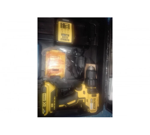 Бесщеточная дрель-шуруповерт DEWALT 18.0 В XR DCD777S2T