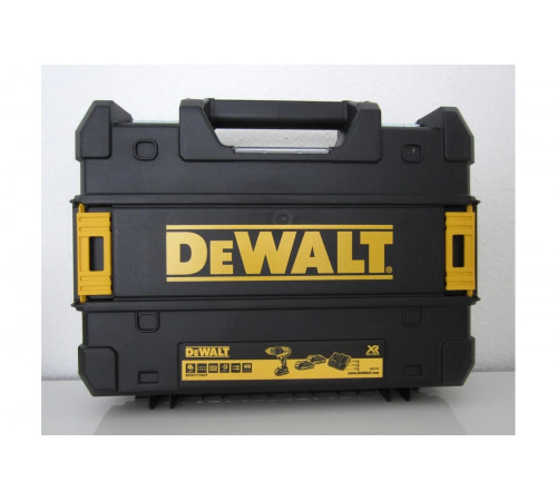 Бесщеточная дрель-шуруповерт DEWALT 18.0 В XR DCD777S2T