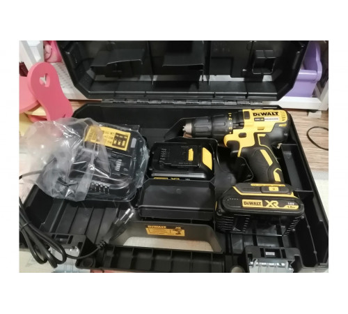 Бесщеточная дрель-шуруповерт DEWALT 18.0 В XR DCD777S2T