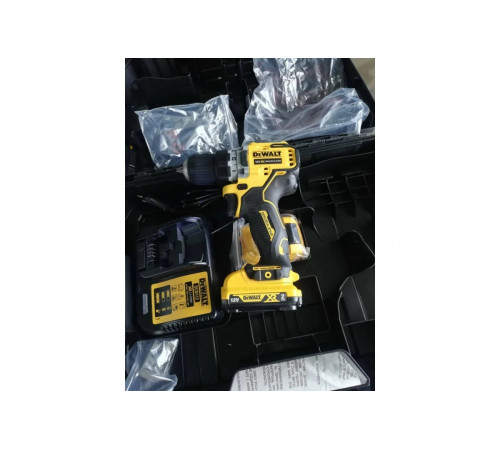 Бесщеточная дрель-шуруповерт DEWALT 18.0 В XR DCD777S2T