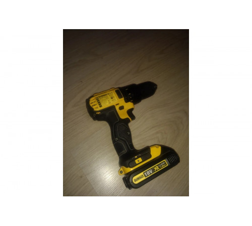 Бесщеточная дрель-шуруповерт DEWALT 18.0 В XR DCD777S2T
