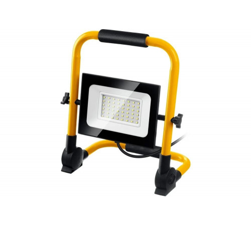 Светодиодный переносной прожектор STAYER Led-max 50 Вт 57135-50 Светодиодный переносной прожектор STAYER Led-max 50 Вт 57135-50