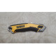 Универсальный нож DEWALT с выдвижным лезвием DWHT0-10295
