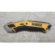 Универсальный нож DEWALT с выдвижным лезвием DWHT0-10295