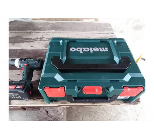 Аккумуляторный винтоверт Metabo BS 18 L Аккумуляторный винтоверт Metabo BS 18 L