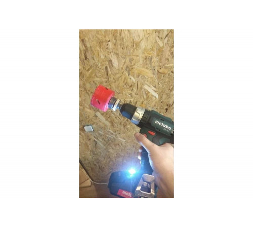 Аккумуляторный винтоверт Metabo BS 18 L Аккумуляторный винтоверт Metabo BS 18 L