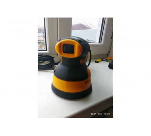 Эксцентриковая шлифмашина DEWALT DWE6423