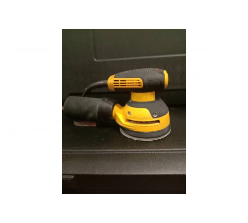 Эксцентриковая шлифмашина DEWALT DWE6423