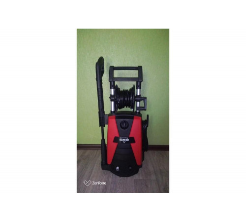 Мойка высокого давления ELITECH М 1800РБК (183618) Мойка высокого давления ELITECH М 1800РБК (183618)