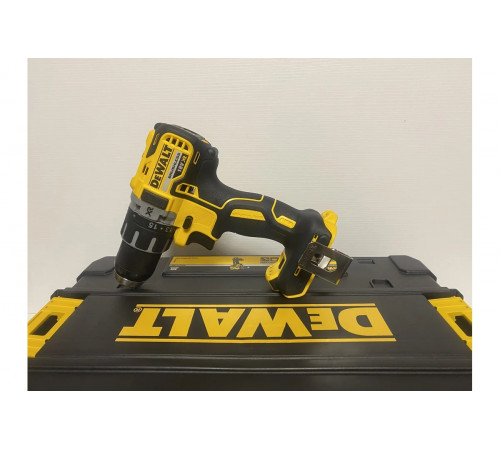 Дрель-шуруповерт DEWALT DCD791NT