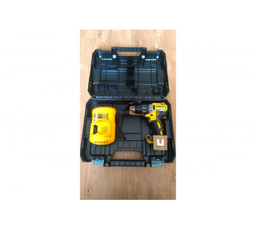 Дрель-шуруповерт DEWALT DCD791NT