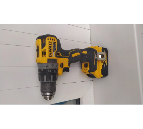 Дрель-шуруповерт DEWALT DCD791NT