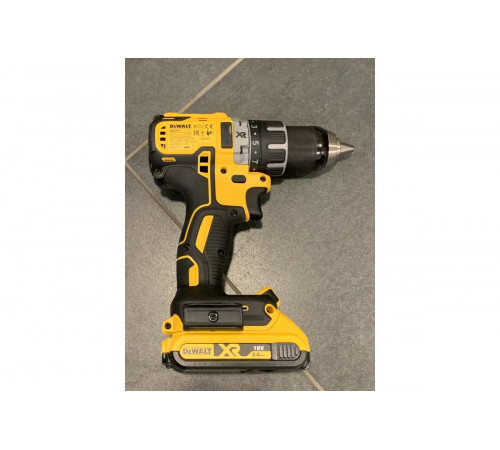 Дрель-шуруповерт DEWALT DCD791NT
