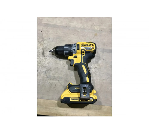 Дрель-шуруповерт DEWALT DCD791NT