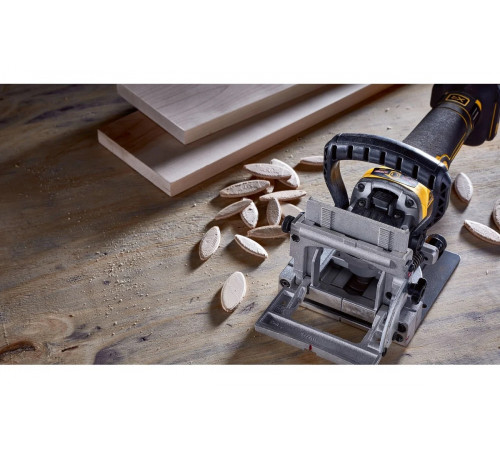 Аккумуляторный ламельный фрезер Dewalt 18 В, 9000 об/мин, без АКБ и ЗУ, DCW682N