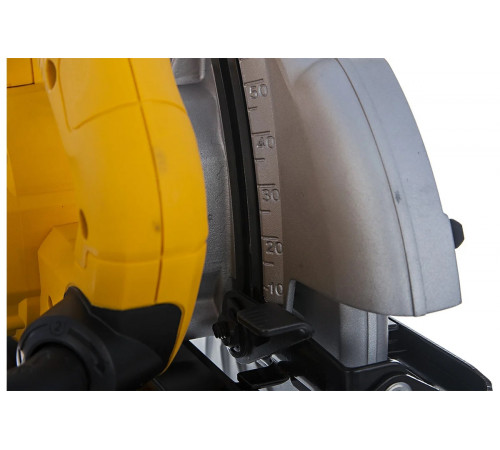 Дисковая пила DEWALT DWE 560 K