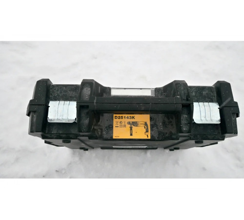 Перфоратор DEWALT D 25143 K