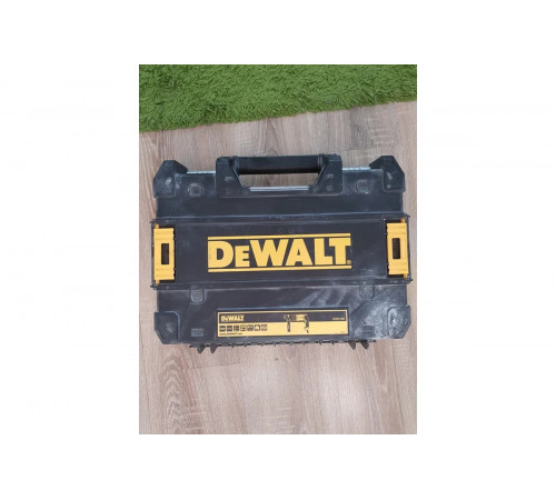 Перфоратор DEWALT D 25143 K