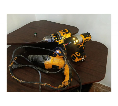 Бесщеточный импульсный шуруповерт DEWALT XR DCF887N