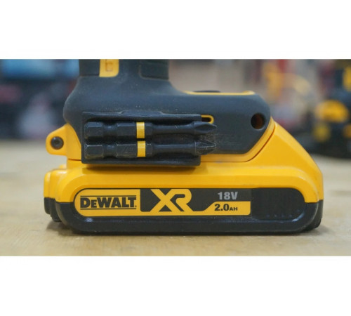 Бесщеточный импульсный шуруповерт DEWALT XR DCF887N