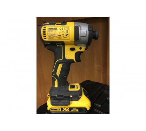 Бесщеточный импульсный шуруповерт DEWALT XR DCF887N