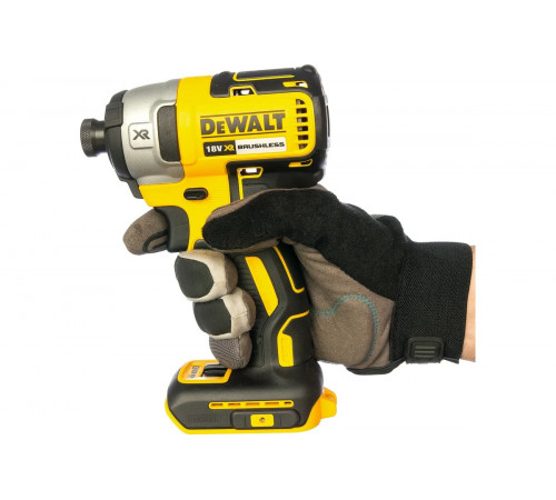 Бесщеточный импульсный шуруповерт DEWALT XR DCF887N