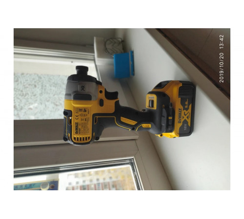 Бесщеточный импульсный шуруповерт DEWALT XR DCF887N