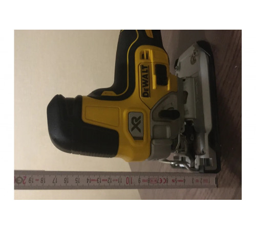 Лобзик DEWALT 18.0 В XR DCS335N-XJ