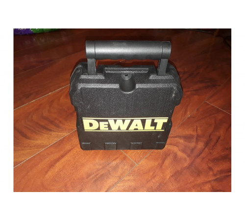 Лазерный нивелир DEWALT DW 088 K